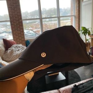 Iululemon hat